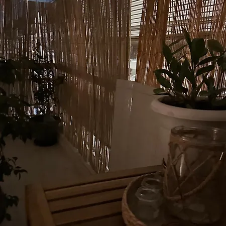 ホームステイ Beautiful Private Double Bedroom In *